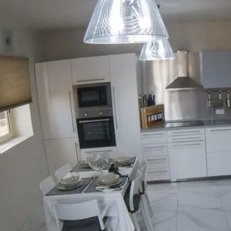 Apartment Qawra - Sea View *